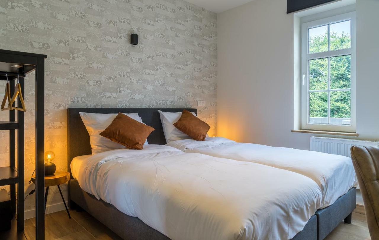 Hotel Huron Mol Ngoại thất bức ảnh