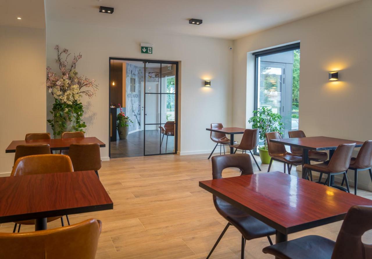 Hotel Huron Mol Ngoại thất bức ảnh